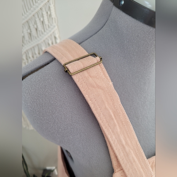 Pink denim overalls size medium - Picture 5 of 8